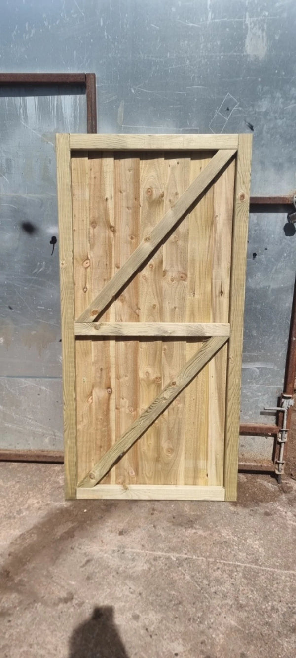 Garden Gates | Wooden Gate Made To Measure Gates | Featheredge Gate | Side Gate